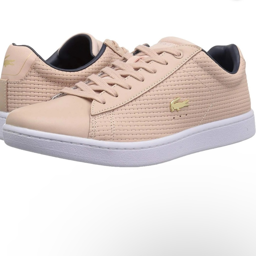 Women’s Lacoste Carnaby Evo Sneakers with Gold Emblem Size 9